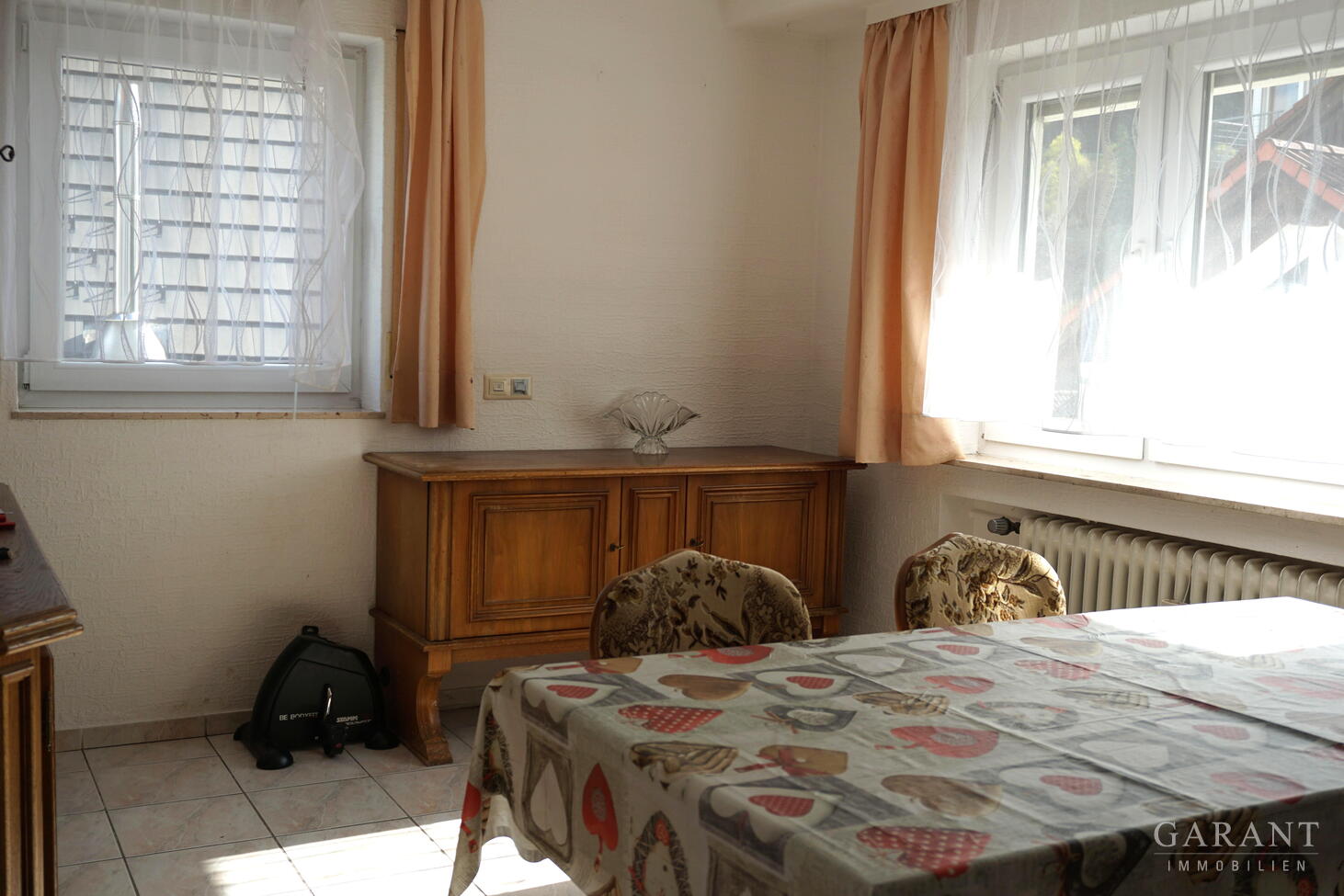 Zweifamilienhaus mit Garten, toller Aussicht und vielseitigen Nutzungsmöglichkeiten in Epfendorf – Epfendorf – Vorschaubild 10