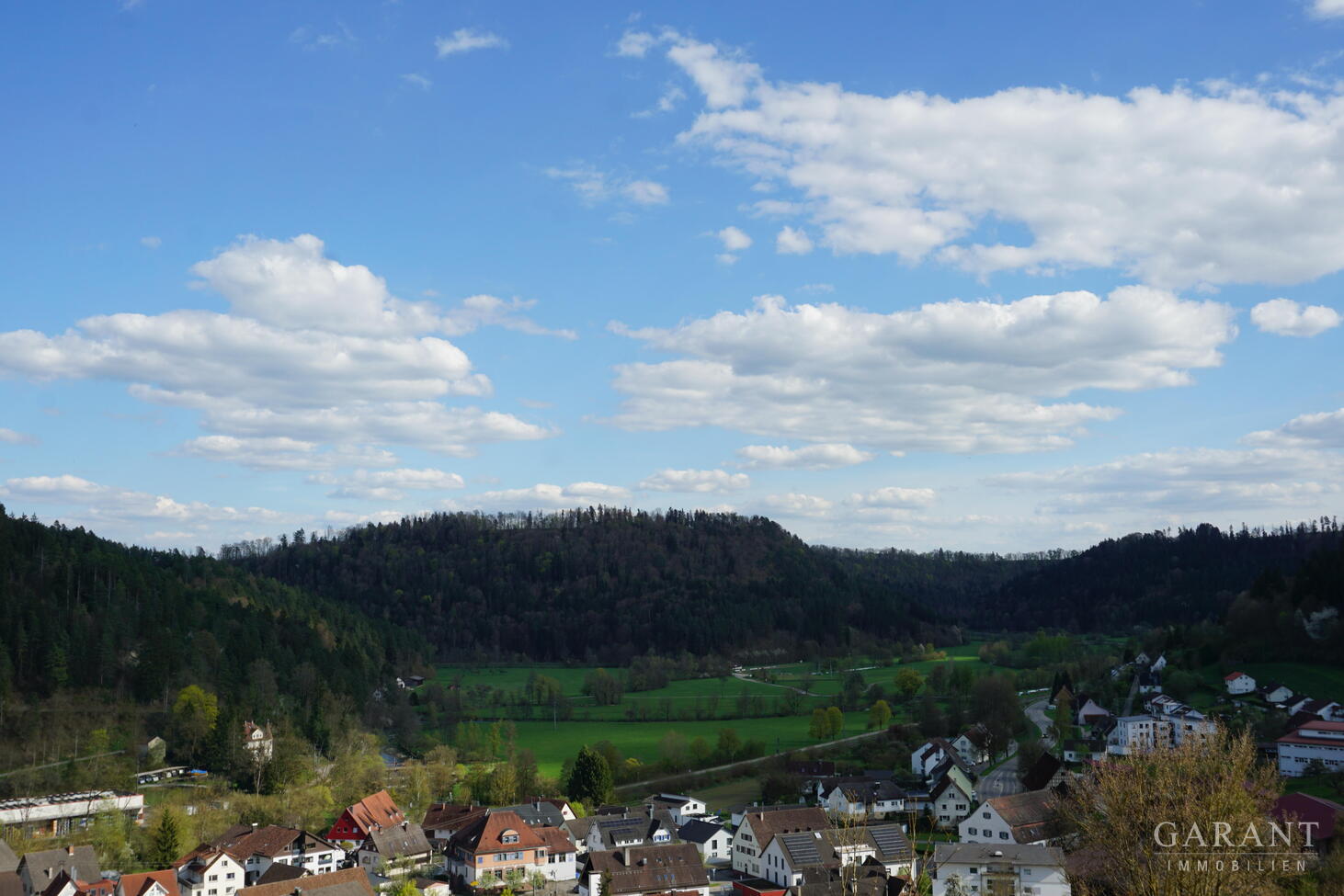 Zweifamilienhaus mit Garten, toller Aussicht und vielseitigen Nutzungsmöglichkeiten in Epfendorf – Epfendorf – Vorschaubild 17