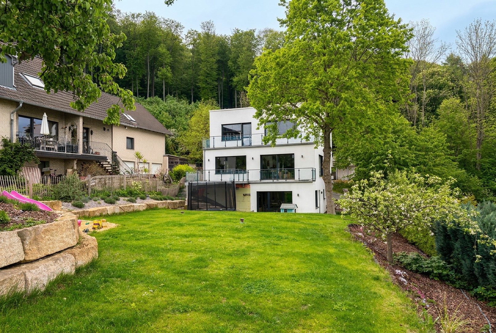 Architektenhaus am Waldrand - Neubau 2022, PV & Smart Home, Einliegerwohnung – Springe – Vorschaubild 18