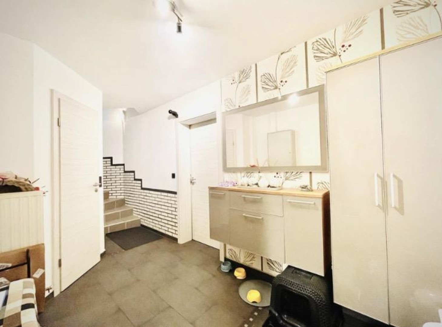 Modernisiertes EFH, EEK B, mit Terrasse, Dachterrasse & Garage – Wuppertal – Vorschaubild 4