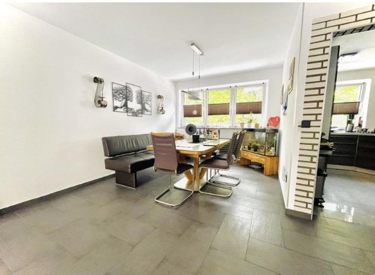 Modernisiertes EFH, EEK B, mit Terrasse, Dachterrasse & Garage – Wuppertal – Vorschaubild 11