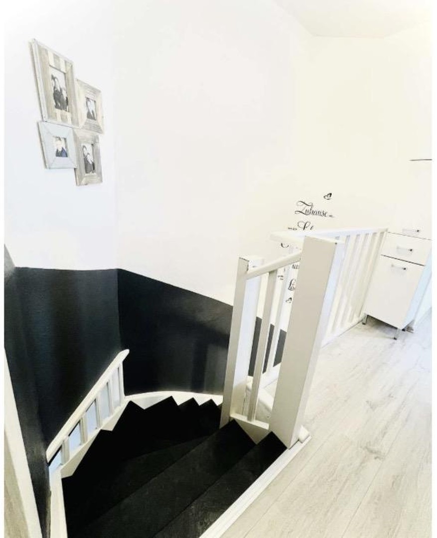 Modernisiertes EFH, EEK B, mit Terrasse, Dachterrasse & Garage – Wuppertal – Vorschaubild 18