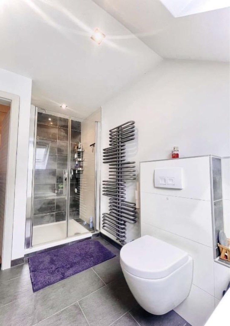 Modernisiertes EFH, EEK B, mit Terrasse, Dachterrasse & Garage – Wuppertal – Vorschaubild 21