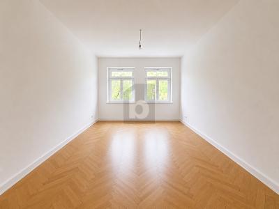 BESONDERES WOHNGEFÜHL MIT VIEL LICHT UND CHARME – Hamburg Winterhude – Vorschaubild 4