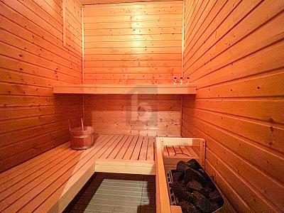 MÖBLIERTER LUXUS MIT SAUNA & TERRASSE – Hamburg Blankenese – Vorschaubild 5