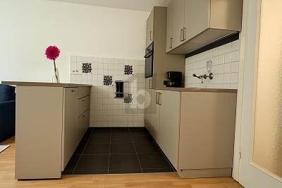 KOMFORTABEL - MÖBLIERT UND BEZUGSBEREIT – Hamburg Borgfelde – Vorschaubild 2