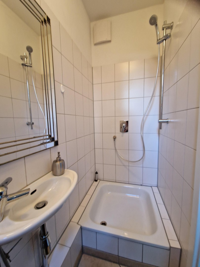 Familienfreundliches Reihenhaus mit Gartenanteil und Stellplatz - rechtlich Eigentumswohnung (WEG) – Hamburg – Vorschaubild 10