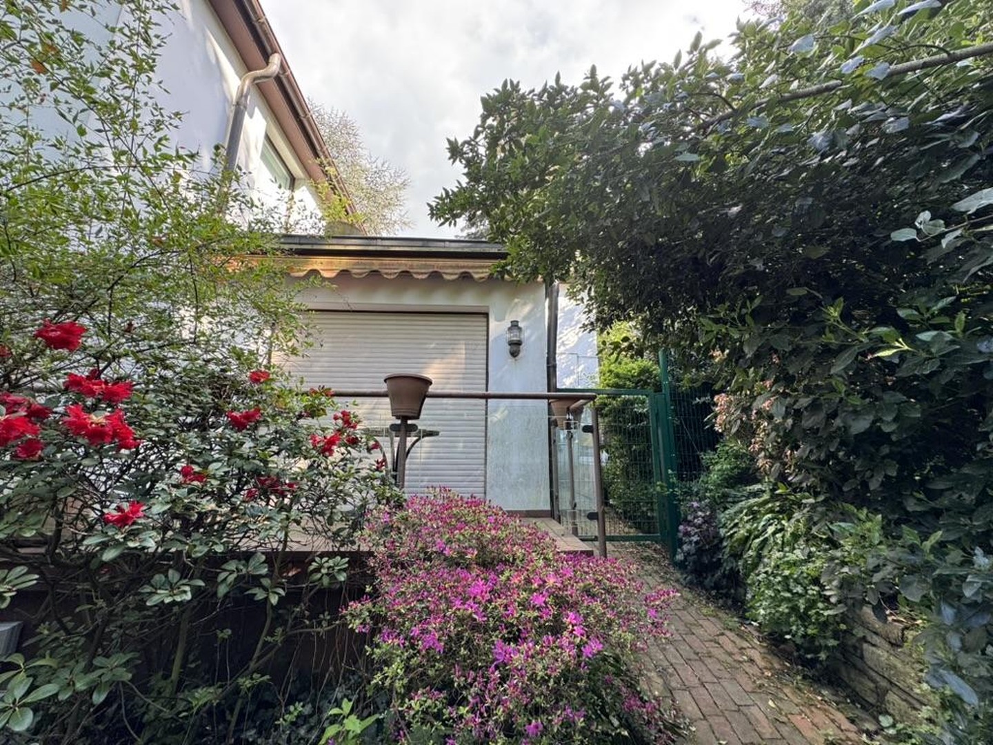 Freistehendes Einfamilienhaus mit Einliegerwohnung in Bergerhausen – Essen – Vorschaubild 26
