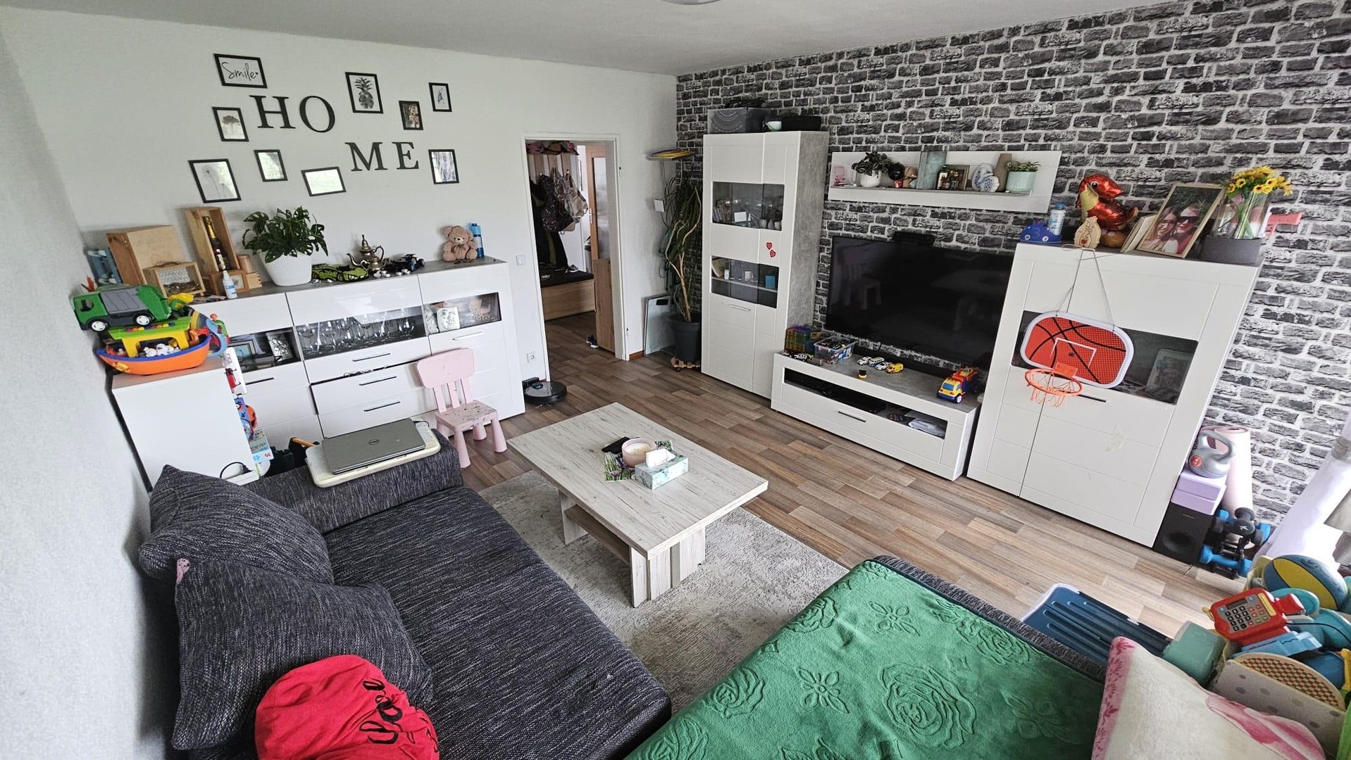 bg