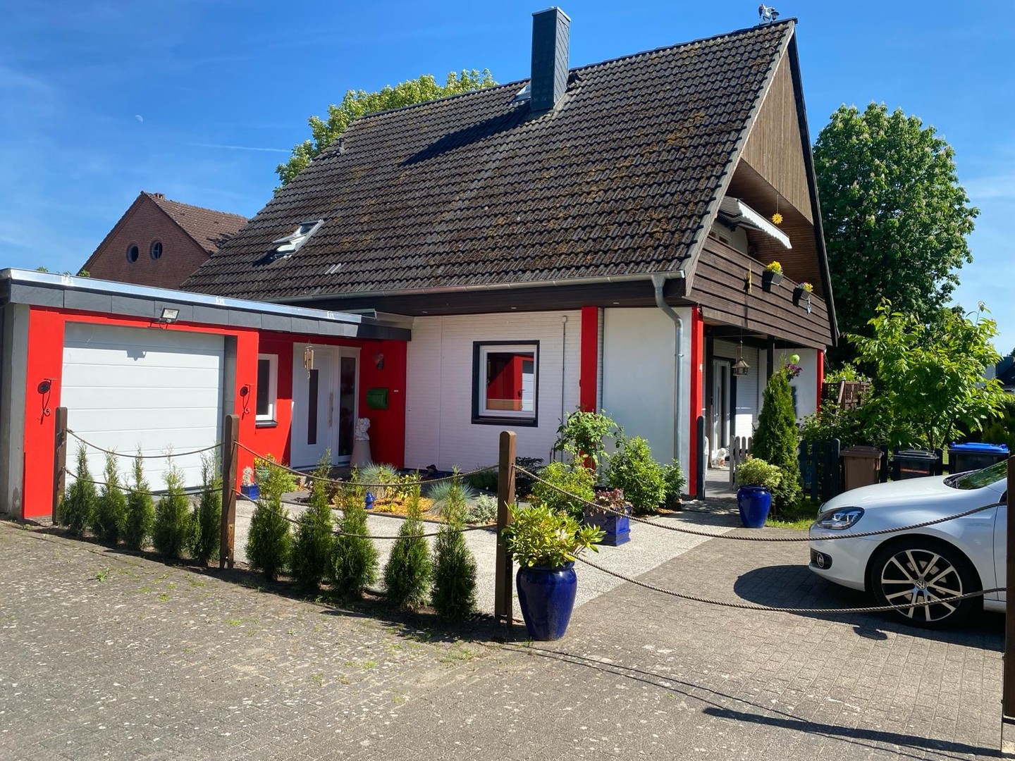 Modernisiertes Einfamilienhaus mit Kamin,Wallbox,bezugsfertig & tollem Wohngefühl – Lübeck Krummesse – Bild 1 von 40