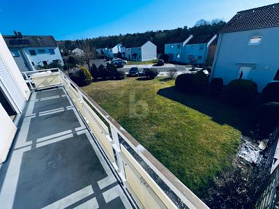 STILVOLL, GROßZÜGIG, LICHTDURCHFLUTET, TERRASSE – Herforst – Vorschaubild 5