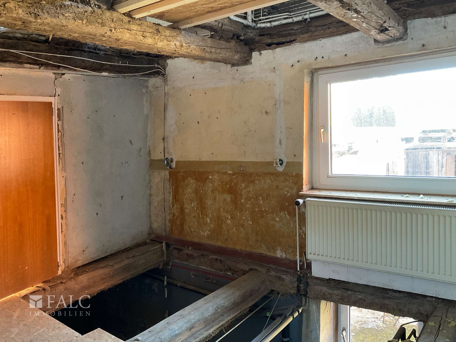 Fachwerkhaus zum Ausbauen in Veltheim – Veltheim – Vorschaubild 9