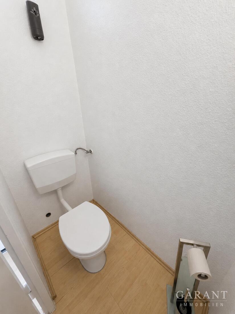 Voll vermietetes 4-Familienhaus auf ca. 1.296 qm Grundstück mit möglichem Entwicklungspotenzial! – Weinstadt – Vorschaubild 18