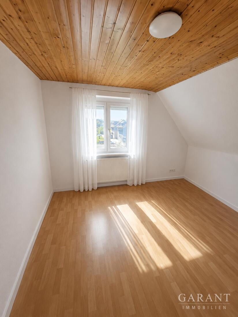Voll vermietetes 4-Familienhaus auf ca. 1.296 qm Grundstück mit möglichem Entwicklungspotenzial! – Weinstadt – Vorschaubild 35
