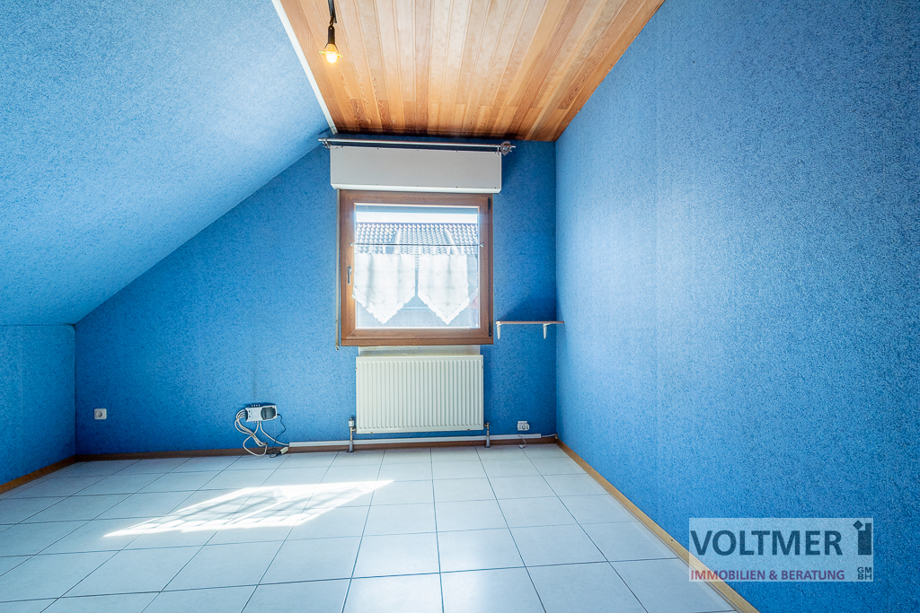 ENTSPANNUNG - Einfamilienhaus mit Garage in Ortsrandlage von Schiffweiler! – Schiffweiler – Vorschaubild 9