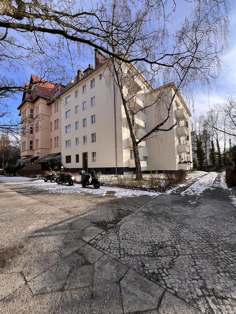 Top Lage!!! Wohnen am Rüdesheimerplatz - freie helle 2 Zimmerwohnung mit viel Potential – Berlin – Vorschaubild 4