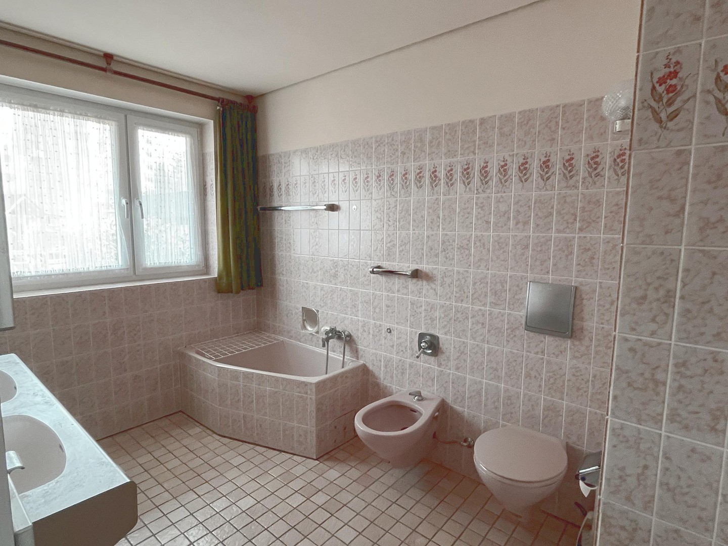 Staufen im Breisgau: Einfamilienhaus mit fünf Zimmern - provisionsfrei – Staufen – Vorschaubild 12