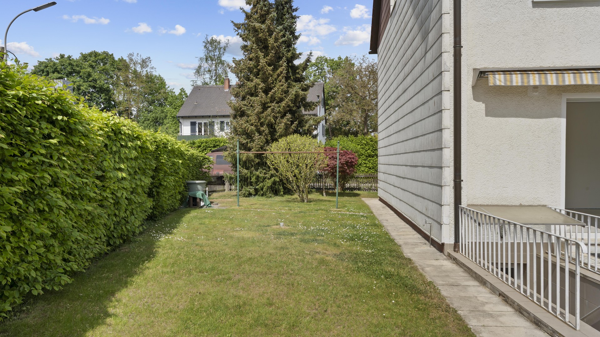 Kernsaniertes Reiheneckhaus mit Garten in Ingolstadt-Nord – Ingolstadt – Vorschaubild 25