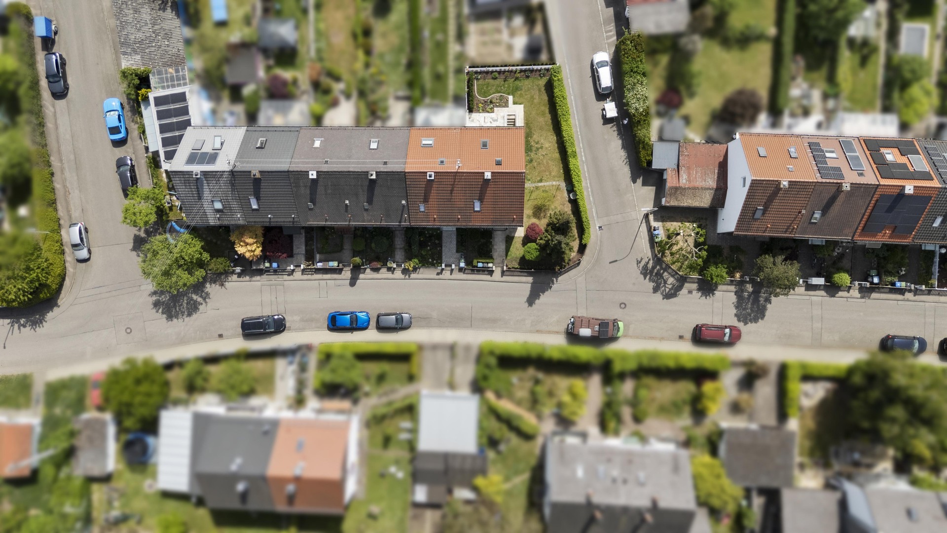 Kernsaniertes Reiheneckhaus mit Garten in Ingolstadt-Nord – Ingolstadt – Vorschaubild 27