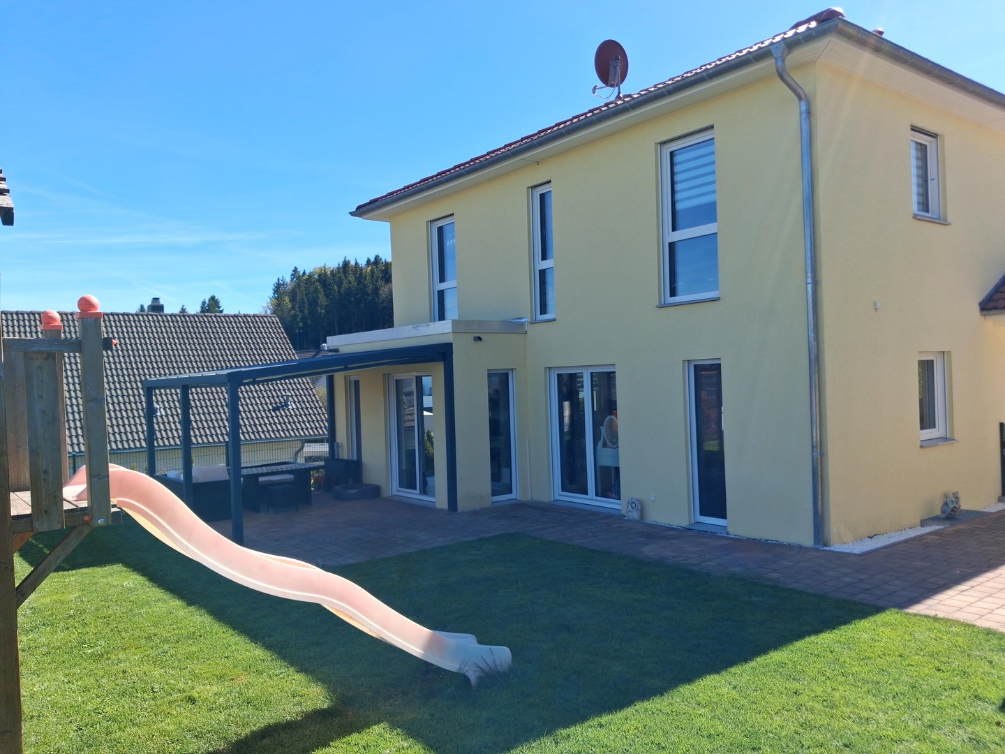 Modernes sonnenhelles Einfamilienhaus im Grünen – Obernheim – Vorschaubild 5