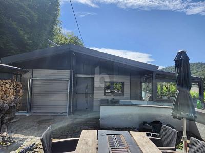 LIFESTYLE-HAUS MIT POOL, OUTDOOR-BAR, PV-ANLAGE