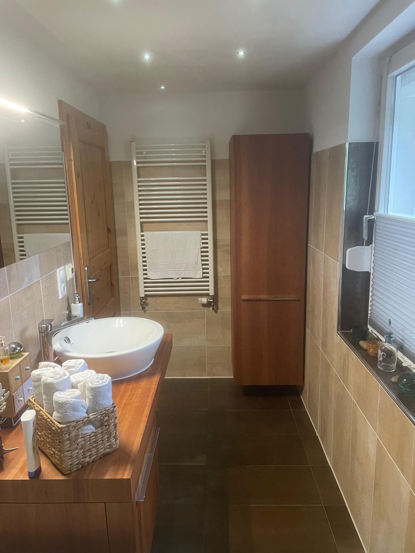 Haus mit Pool, Sauna, Traumgrundstück - 15min bis Marburg - KEIN MAKLER - Garagen.Stellplätze.Keller – Münchhausen – Vorschaubild 7