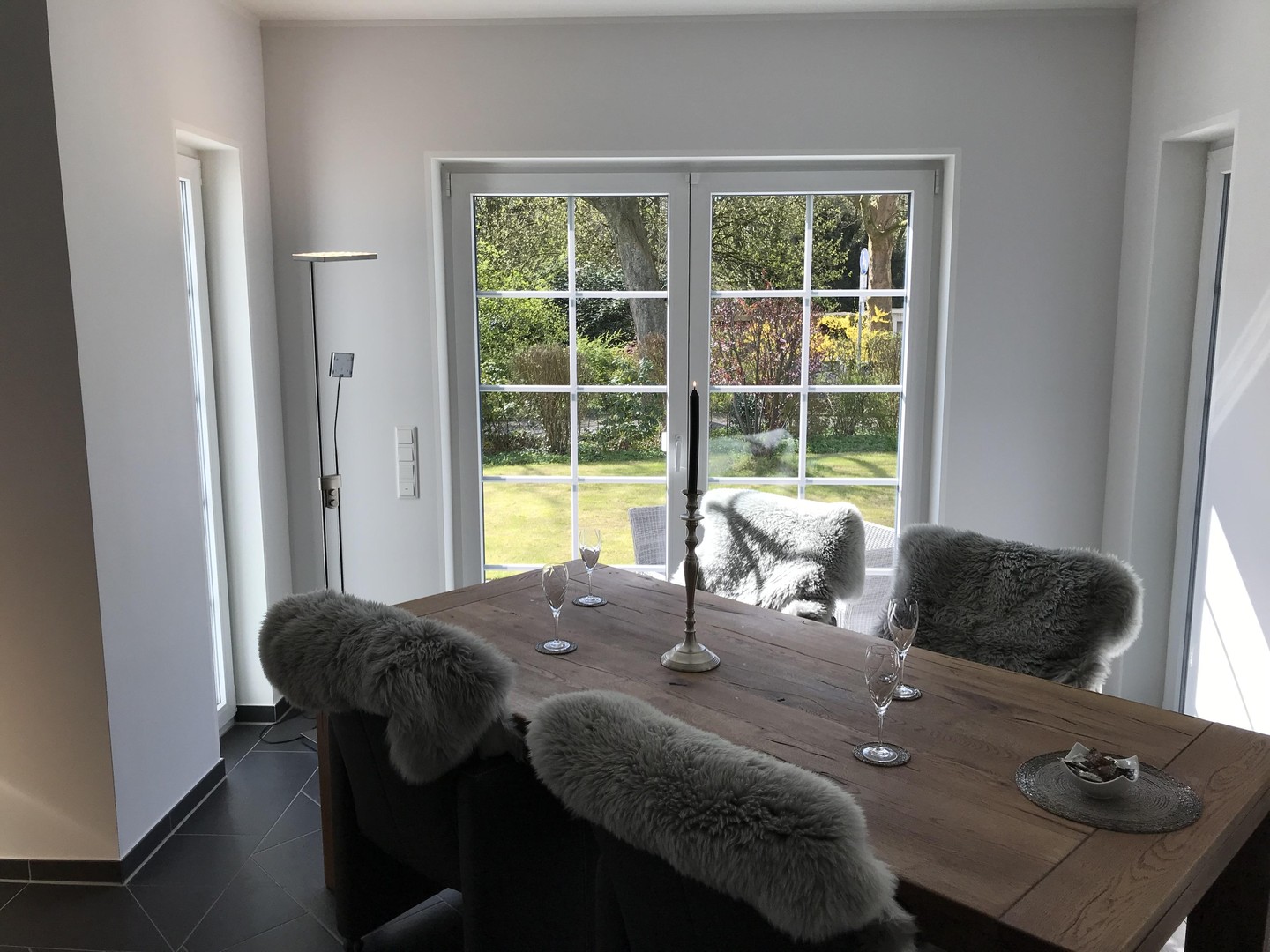 Stadtvilla in grüner Oase im Zentrum Neumünsters – Neumünster – Vorschaubild 11