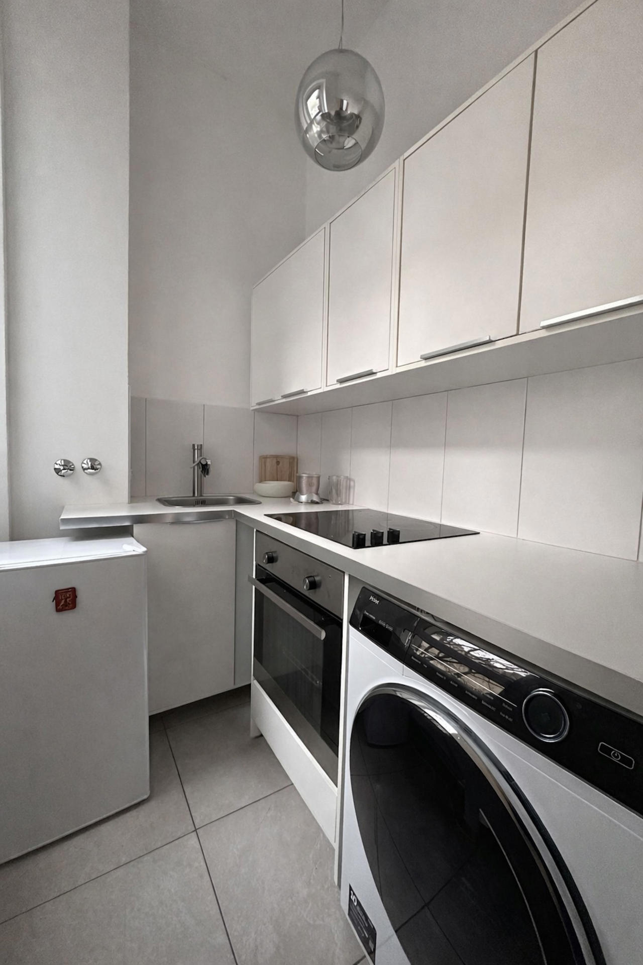 Kompakt vermietete 1,5 Zimmer-Wohnung zum Kauf in Berlin-Mitte – Berlin – Vorschaubild 4
