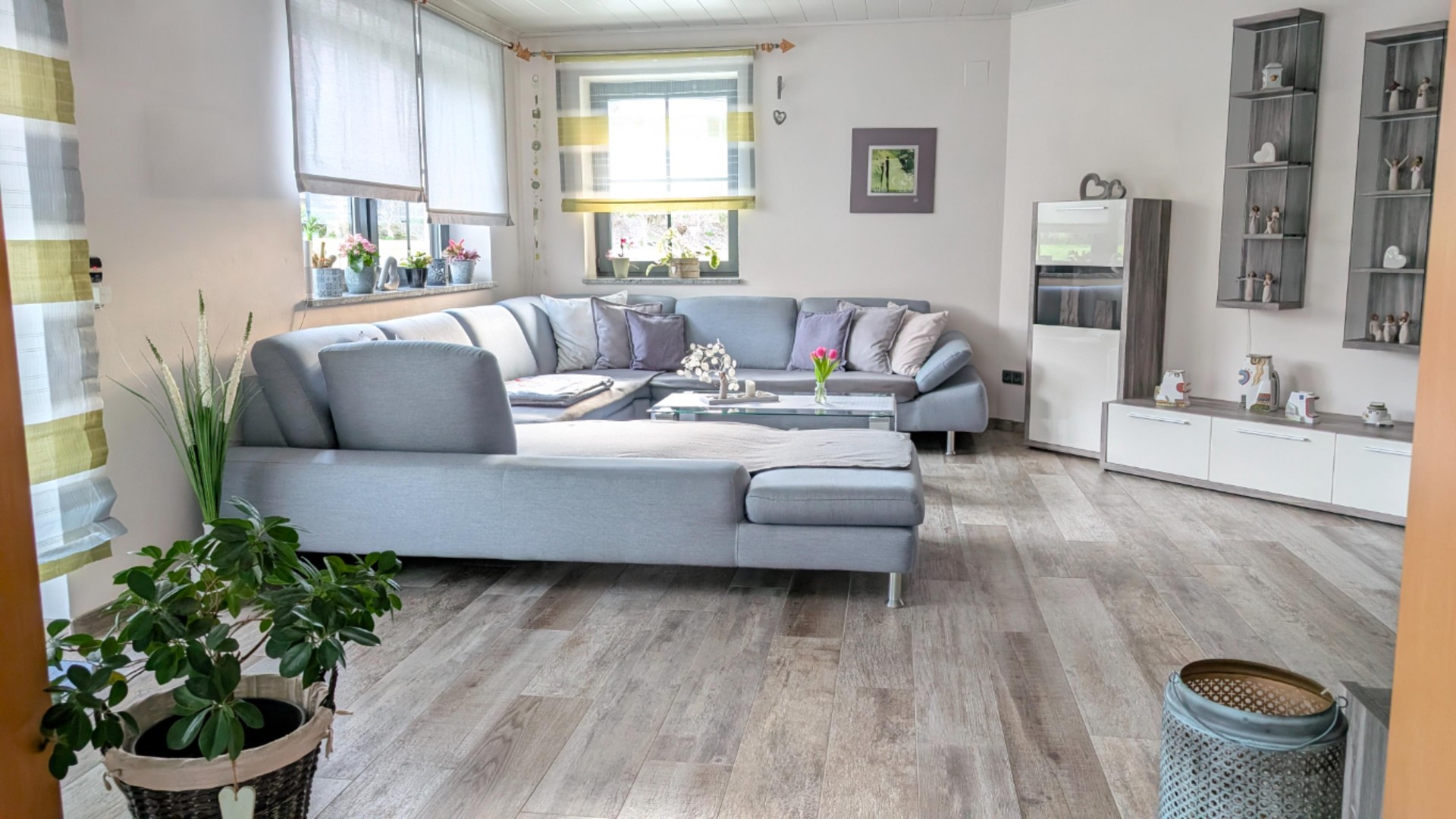 -Maklerfrei- Top gepflegtes, komfortables Familienhaus mit nachhaltiger Technik und Traumgarten – Goldkronach/ Dressendorf – Vorschaubild 9