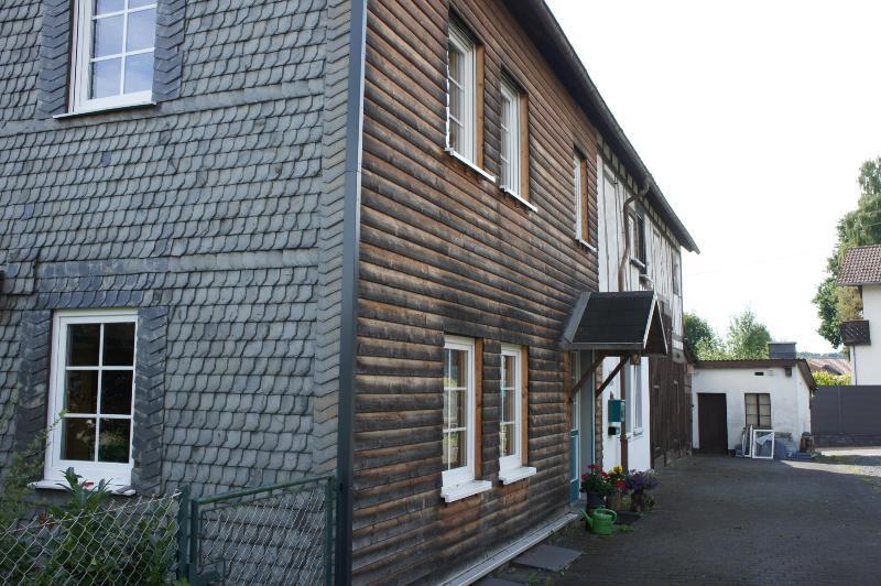 ** WESTERWÄLDER FACHWERKHAUS CA150 JAHRED ALT NEU RENOVIERT ** – Nister – Vorschaubild 5