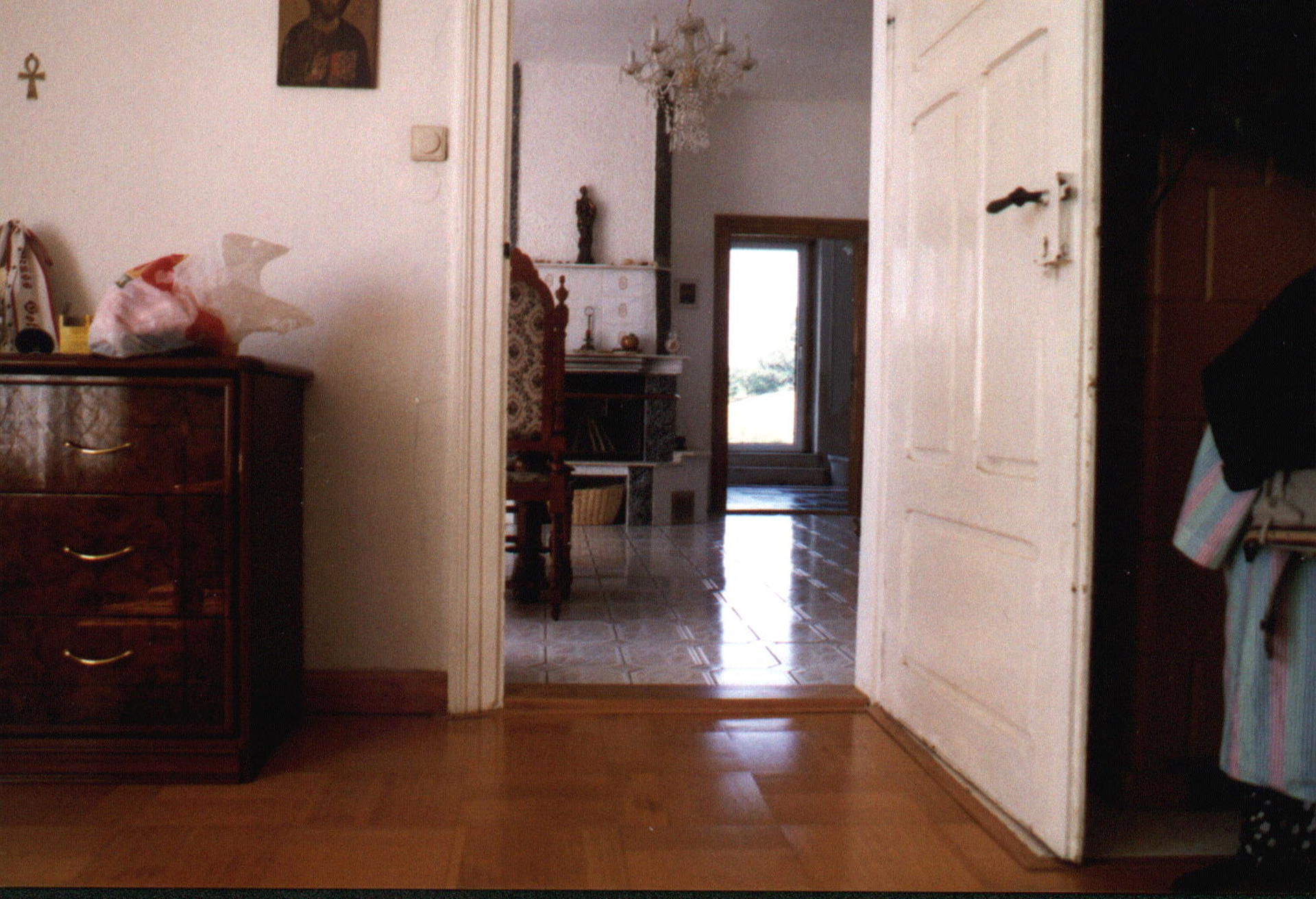 bg