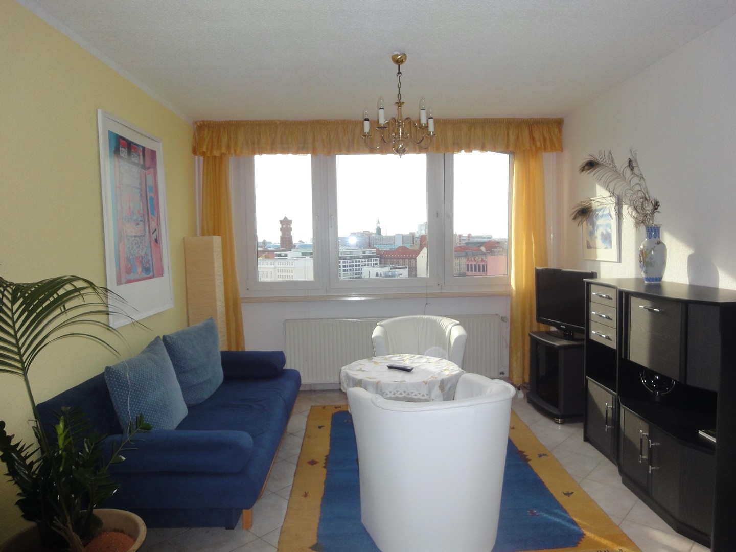 Traumblick auf Berlin-Mitte - 2 Zimmer - ideal zentral , Option PKW-Stellplatz - maklerfrei – Berlin – Vorschaubild 2