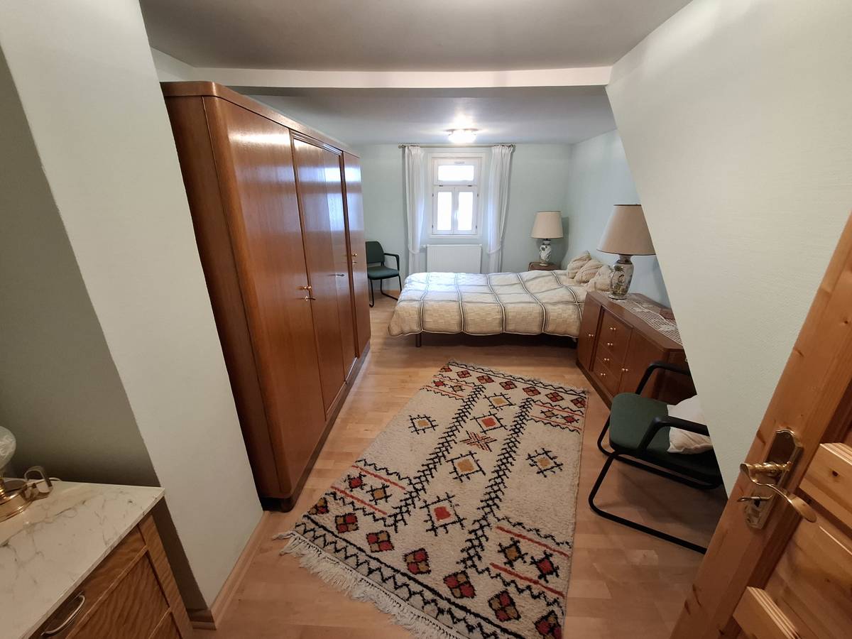 Möbliertes Fachwerk-Ferienhaus + 1 Wohng. + 1APP. – Goddert – Vorschaubild 11