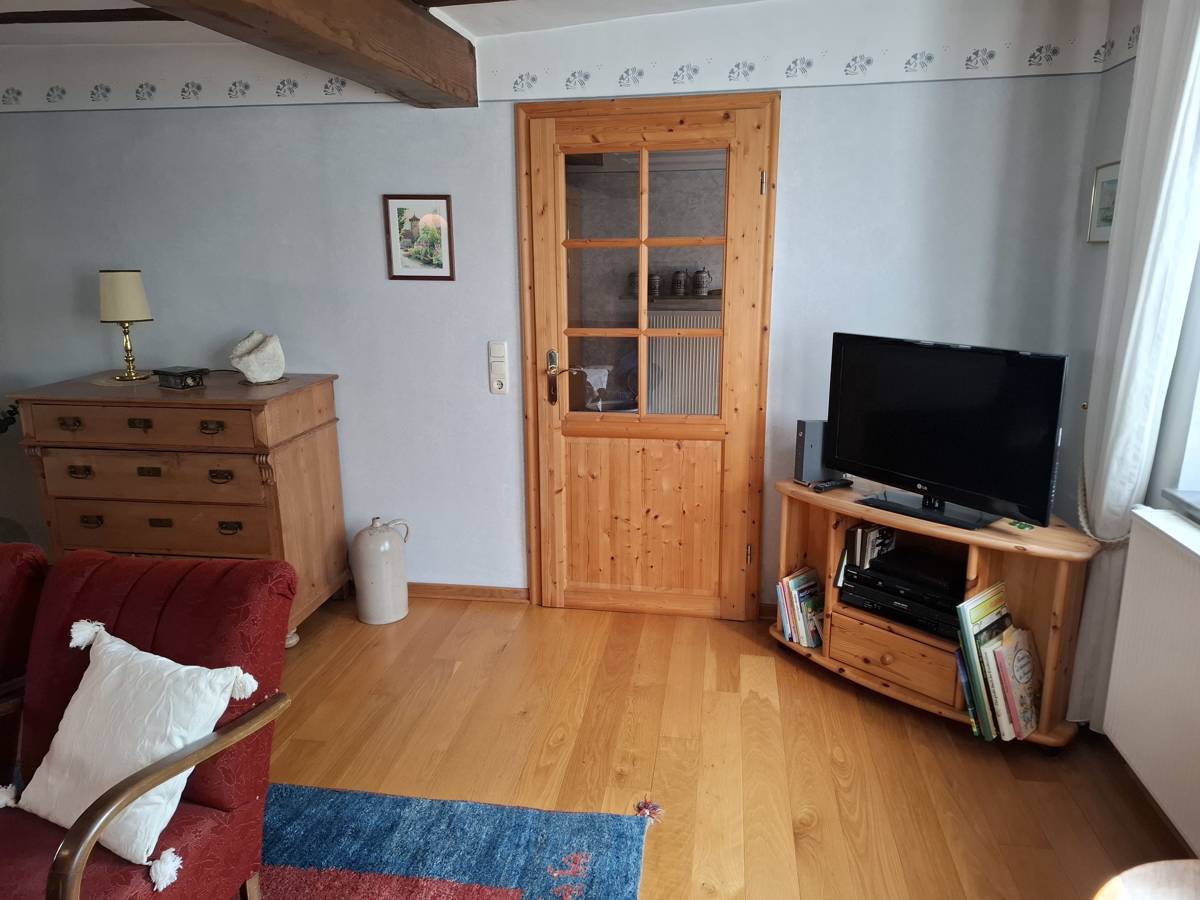 Möbliertes Fachwerk-Ferienhaus + 1 Wohng. + 1APP. – Goddert – Vorschaubild 23