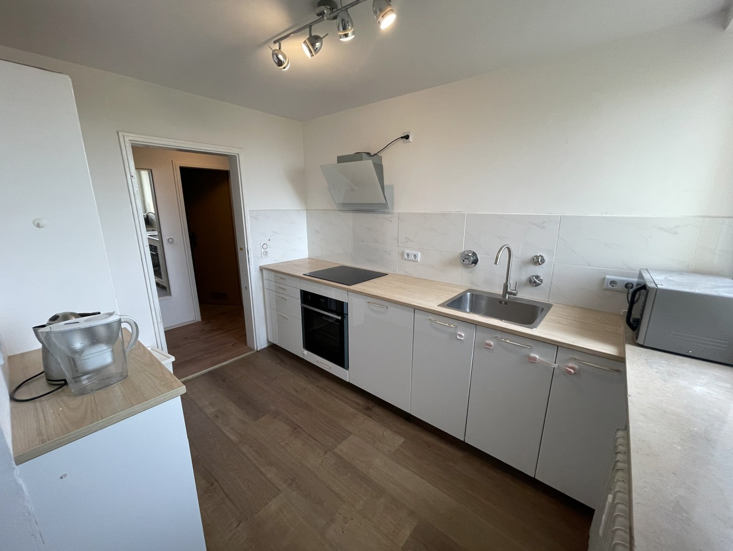 ohne Provision! Bezugsfreie 3,5-Zimmer-Wohnung mit attraktivem Vermietungspotenzial am OEZ – München – Vorschaubild 4