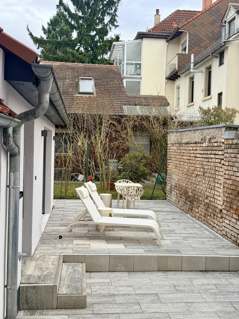Top saniertes Mehrfamilienhaus mit vier komplett möblierten 2-Zimmer-Design-Apartments! – Karlsruhe – Vorschaubild 25