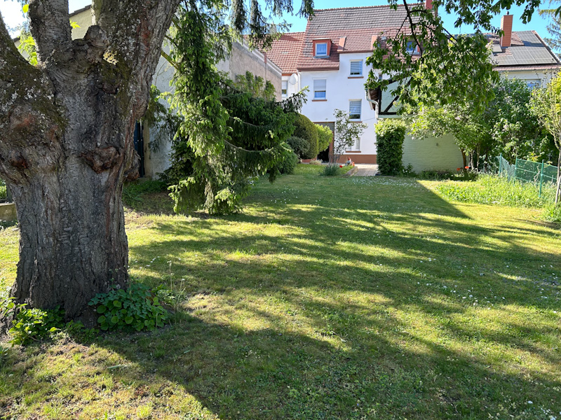 Begehrte Lage in Mainz-Bretzenheim: Attraktives MFH mit 4 Einheiten, Garten und 3 KFZ-Stellplätzen – Mainz – Vorschaubild 37