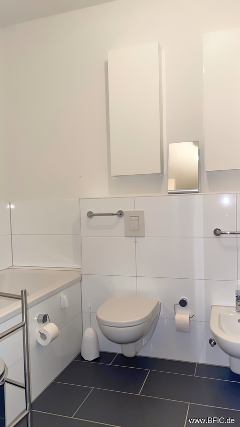 Neubau in Mitte - elegante MÖBLIERTE 2-Zi.-Wohnung mit großem Balkon – Berlin Mitte – Vorschaubild 19
