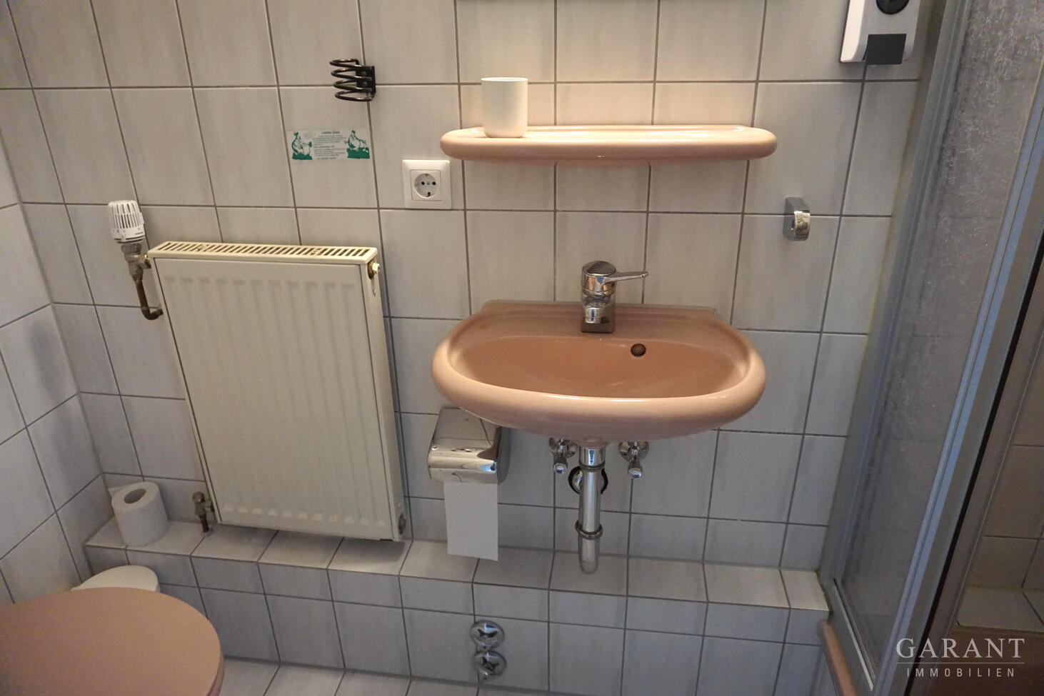 bg