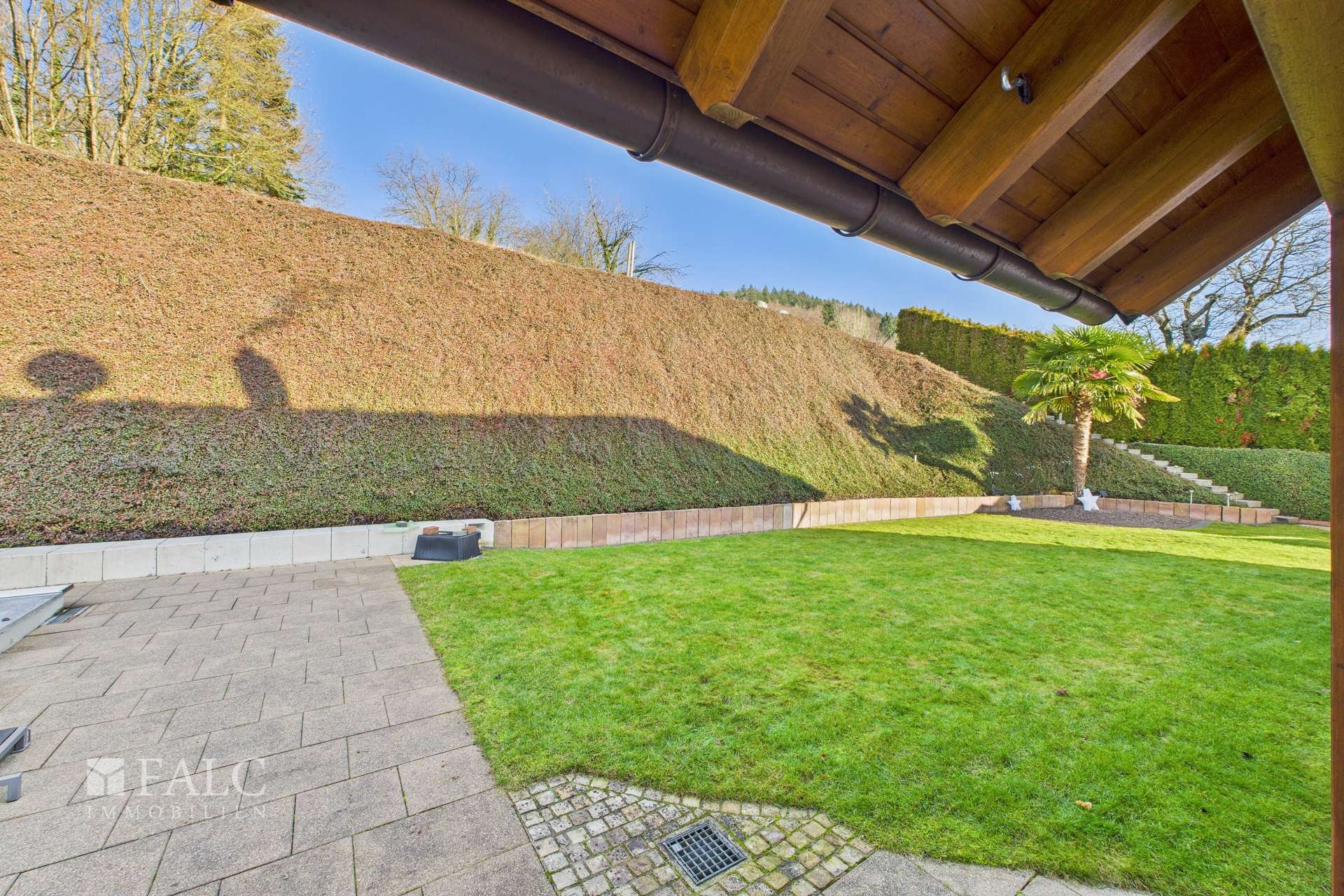 Großzügiges Einfamilienhaus mit Einliegerwohnung und Pool in ruhiger Lage – Herbolzheim – Vorschaubild 40