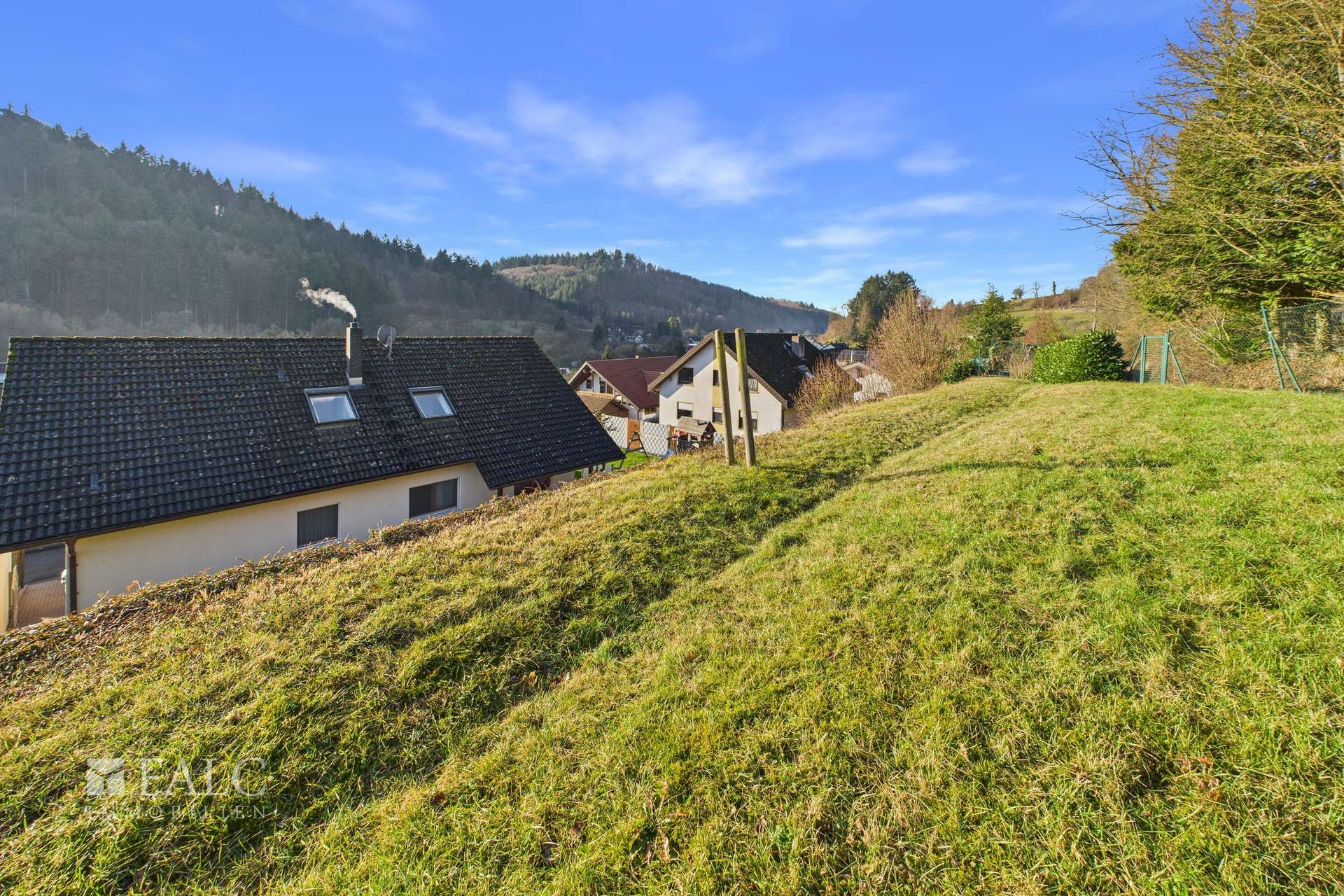 Großzügiges Einfamilienhaus mit Einliegerwohnung und Pool in ruhiger Lage – Herbolzheim – Vorschaubild 83