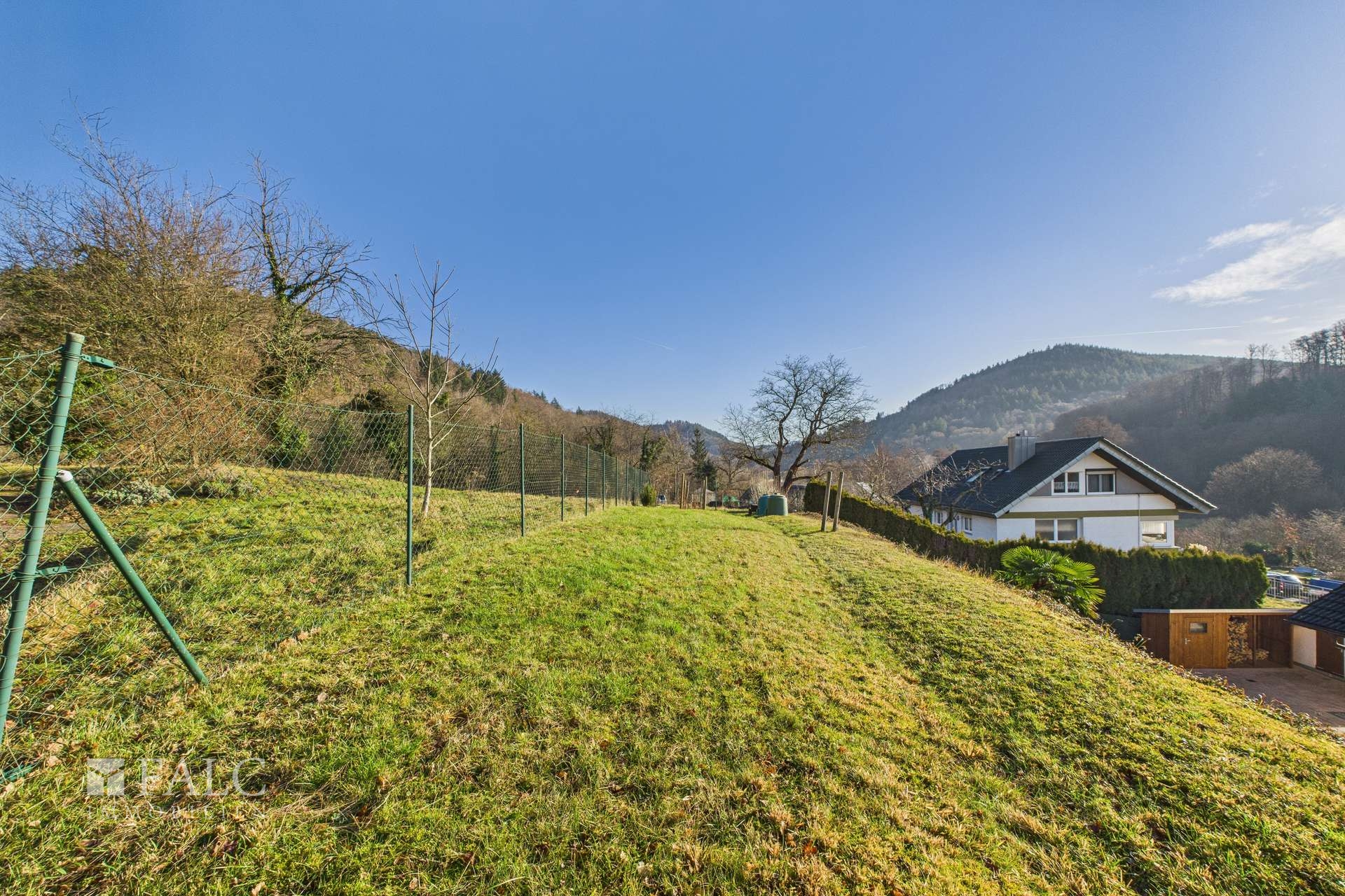 Großzügiges Einfamilienhaus mit Einliegerwohnung und Pool in ruhiger Lage – Herbolzheim – Vorschaubild 84