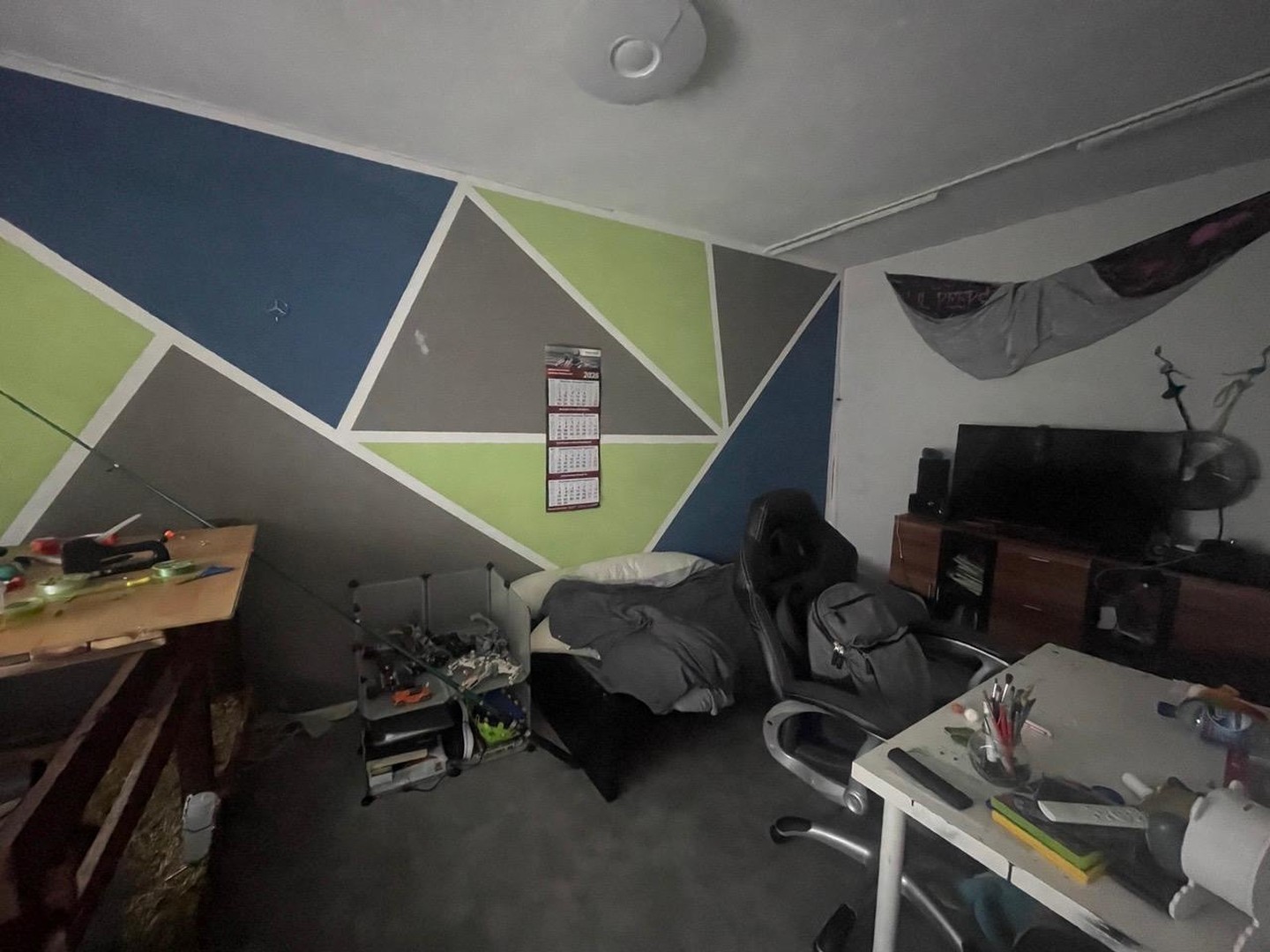 bg