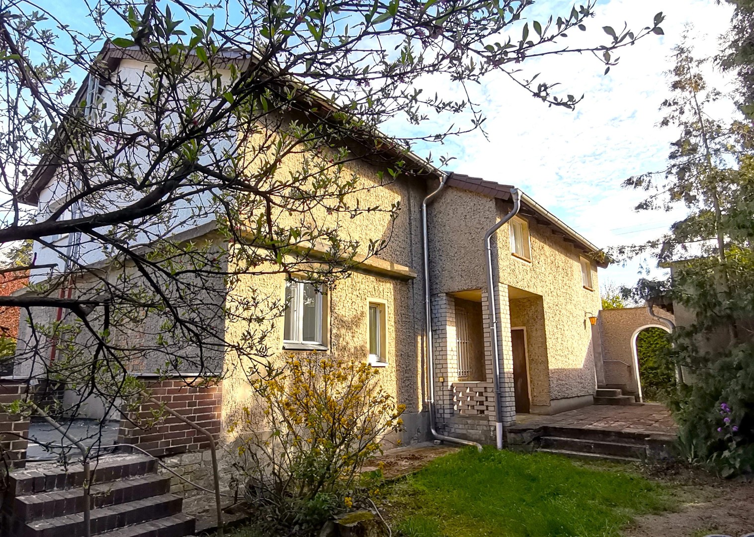 Zweifamilienhaus mit Garten in Berlin – Berlin Mahlsdorf – Vorschaubild 3