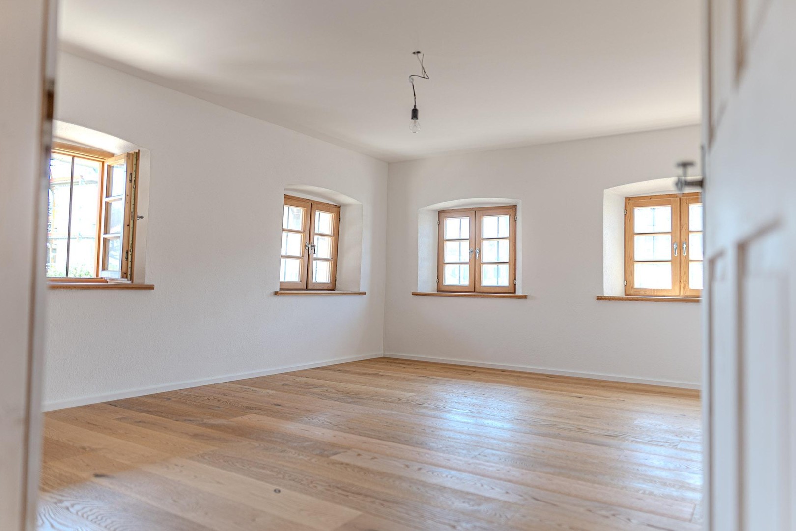 Einzigartiges Bauernhaus 1482 – Luxus-Sanierung & Erstbezug – Vogtareuth – Vorschaubild 19