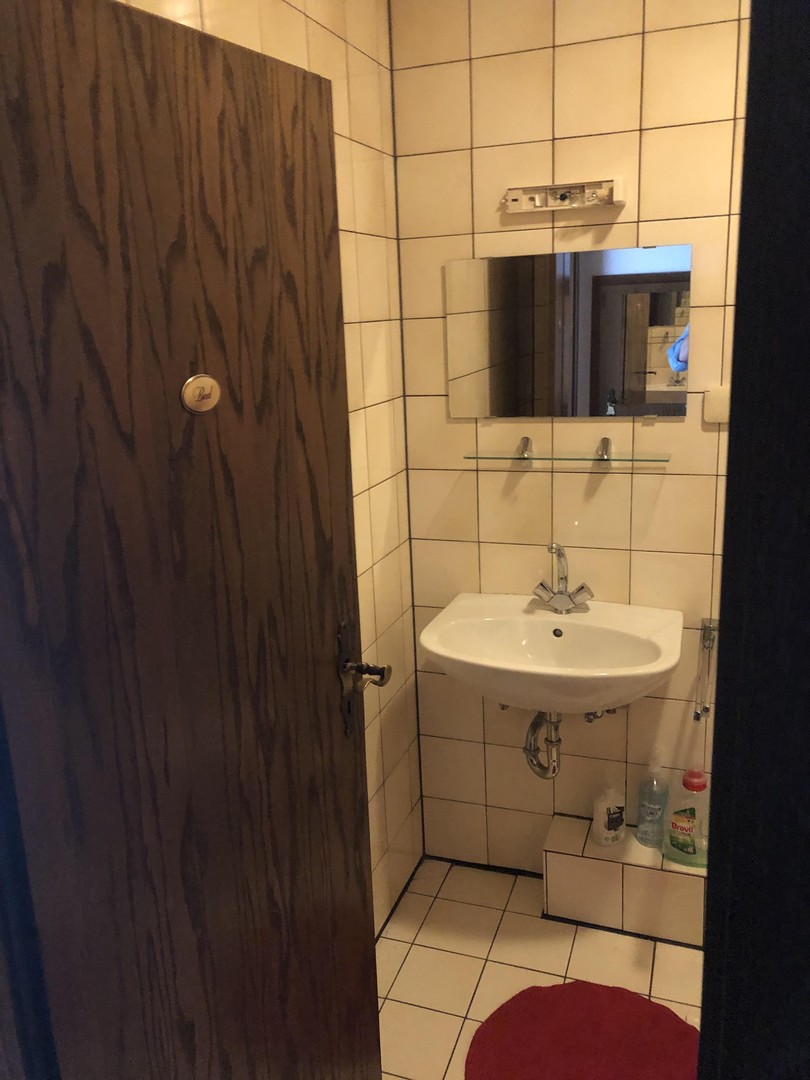 bg