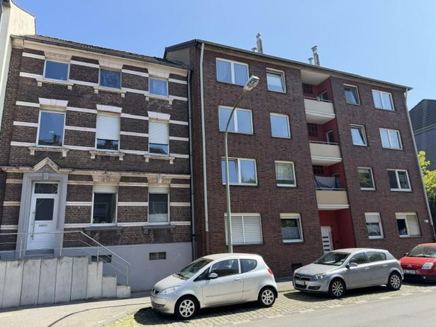 Top-Investment in Duisburg-Neuenkamp (2 MFH mit 7,5 % Renditepotenzial) – Duisburg – Bild 1 von 11