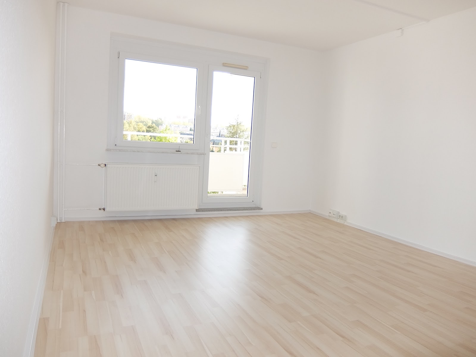 2-Zimmer-Wohnung mit Duschwanne, Aufzug ebenerdig ... – Chemnitz – Vorschaubild 5
