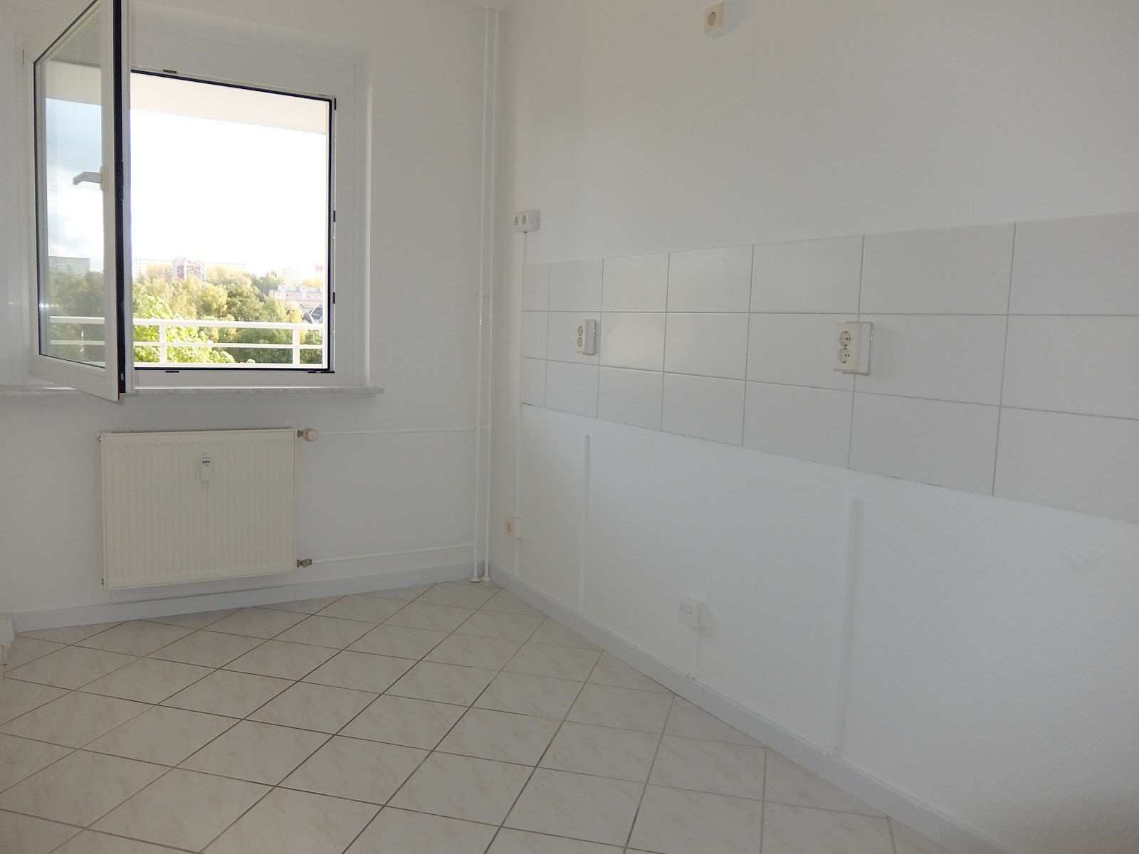 2-Zimmer-Wohnung mit Duschwanne, Aufzug ebenerdig ... – Chemnitz – Vorschaubild 12