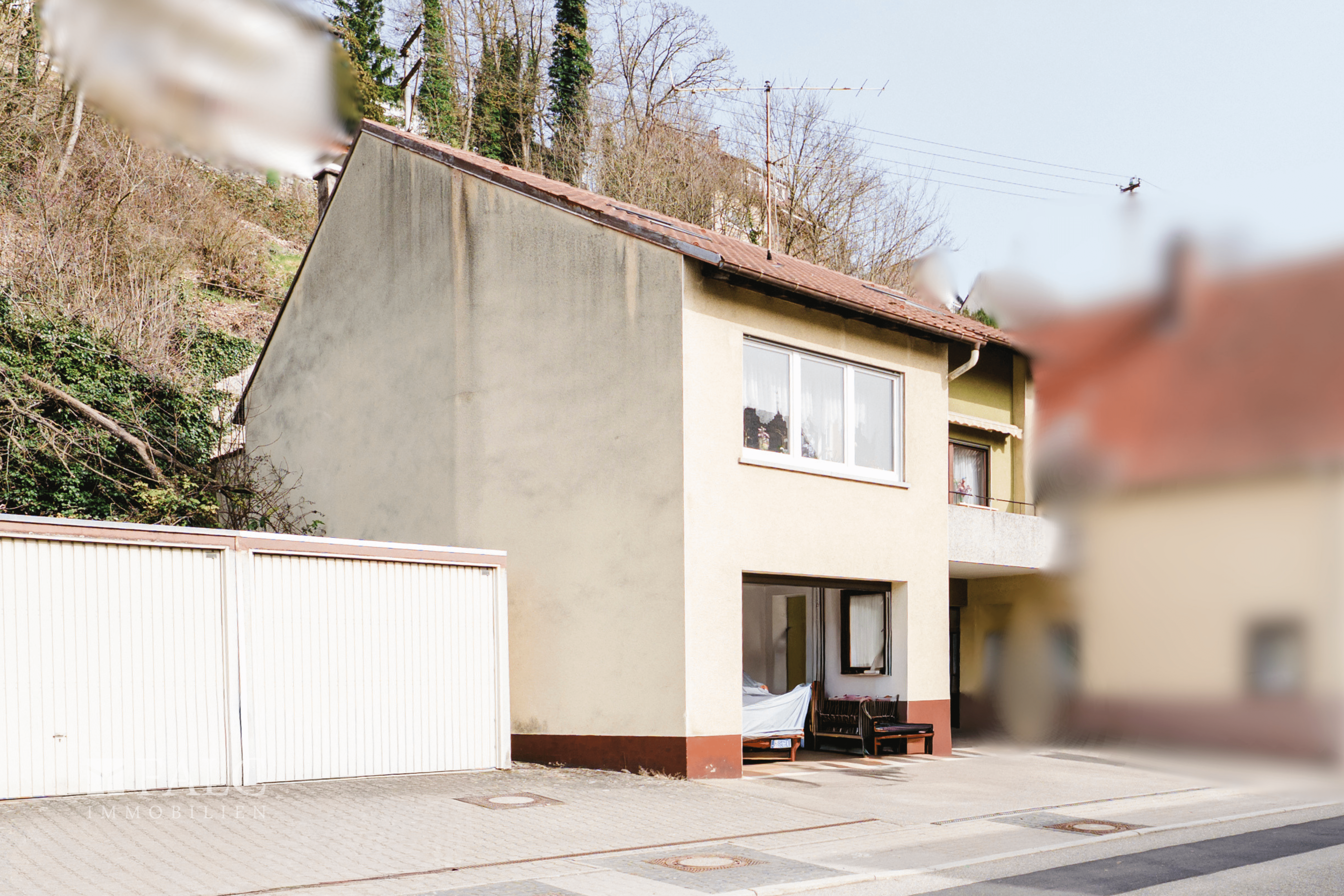 Attraktives Wohnhaus mit Balkon und vielseitigem Nutzungspotenzial in Zentraler Lage von Enzberg – Mühlacker – Vorschaubild 2